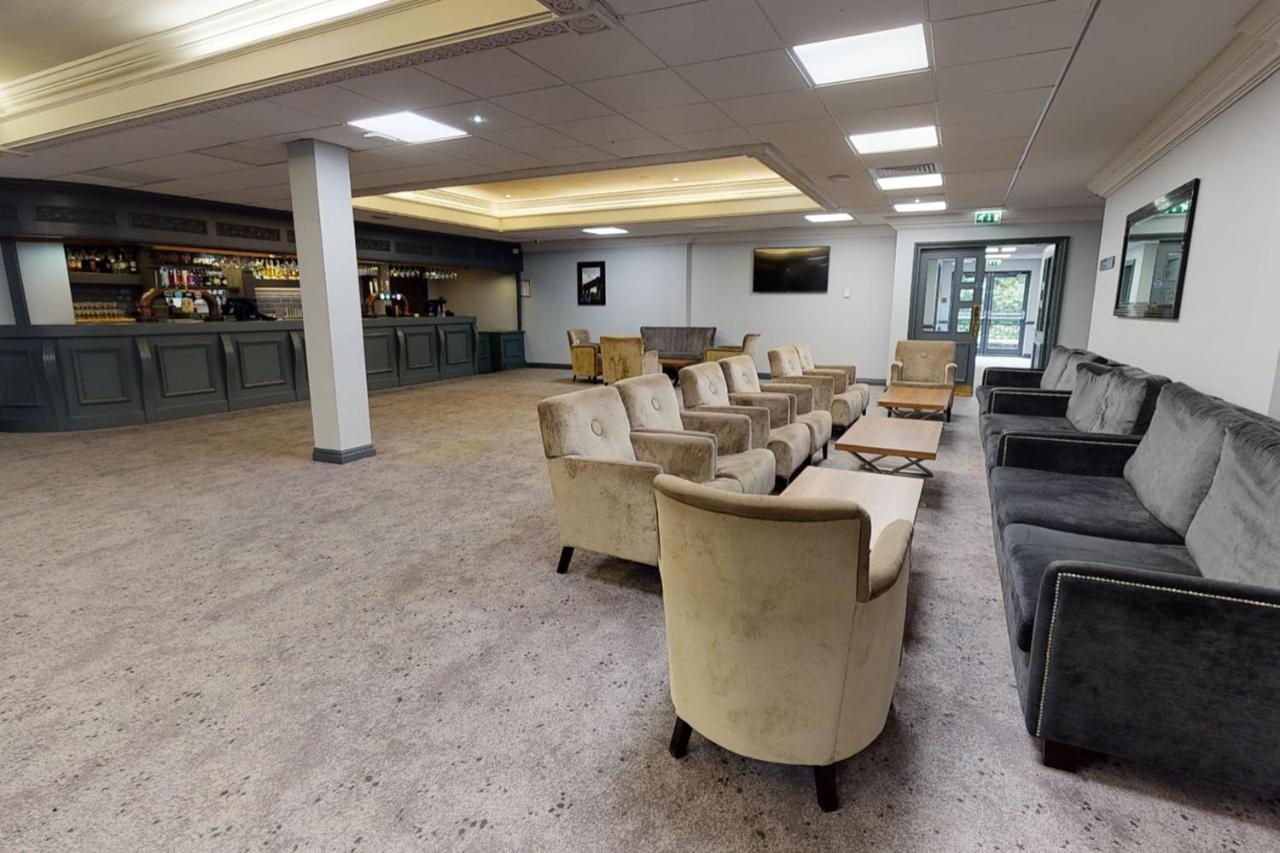 Village Hotel Newcastle Holystone  외부 사진
