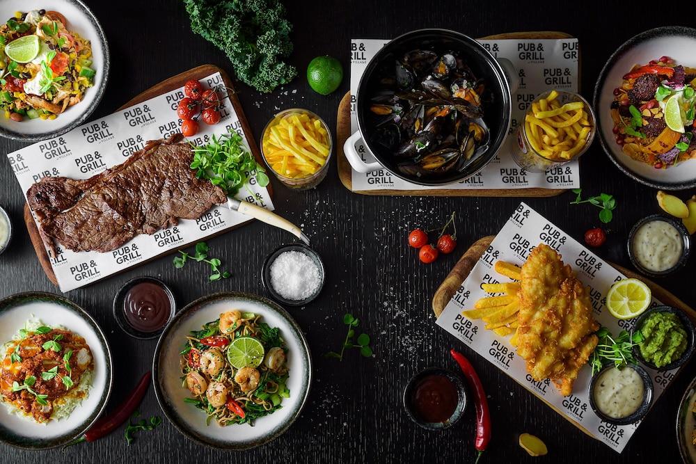 Village Hotel Newcastle Holystone  외부 사진