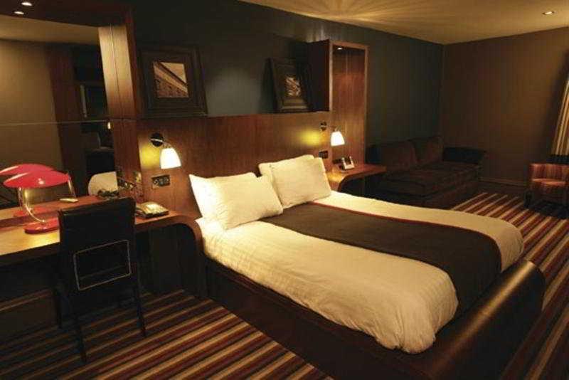 Village Hotel Newcastle Holystone  객실 사진